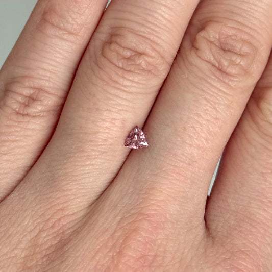 0.39ct Malaya Trillion Garnet