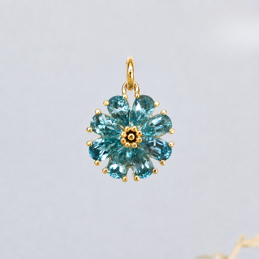 Blue Day's Eye Pendant