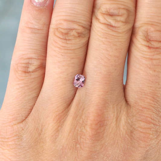 0.60ct Pink Sapphire