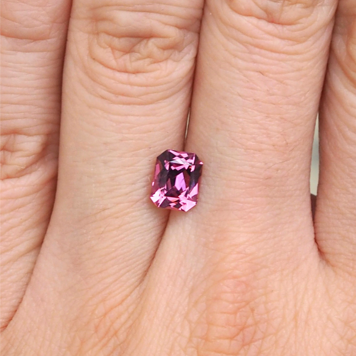 1.64ct Scissor Cut Tanga Garnet