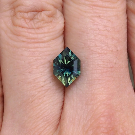 2.83ct Elongated Hexagon Parti Sapphire
