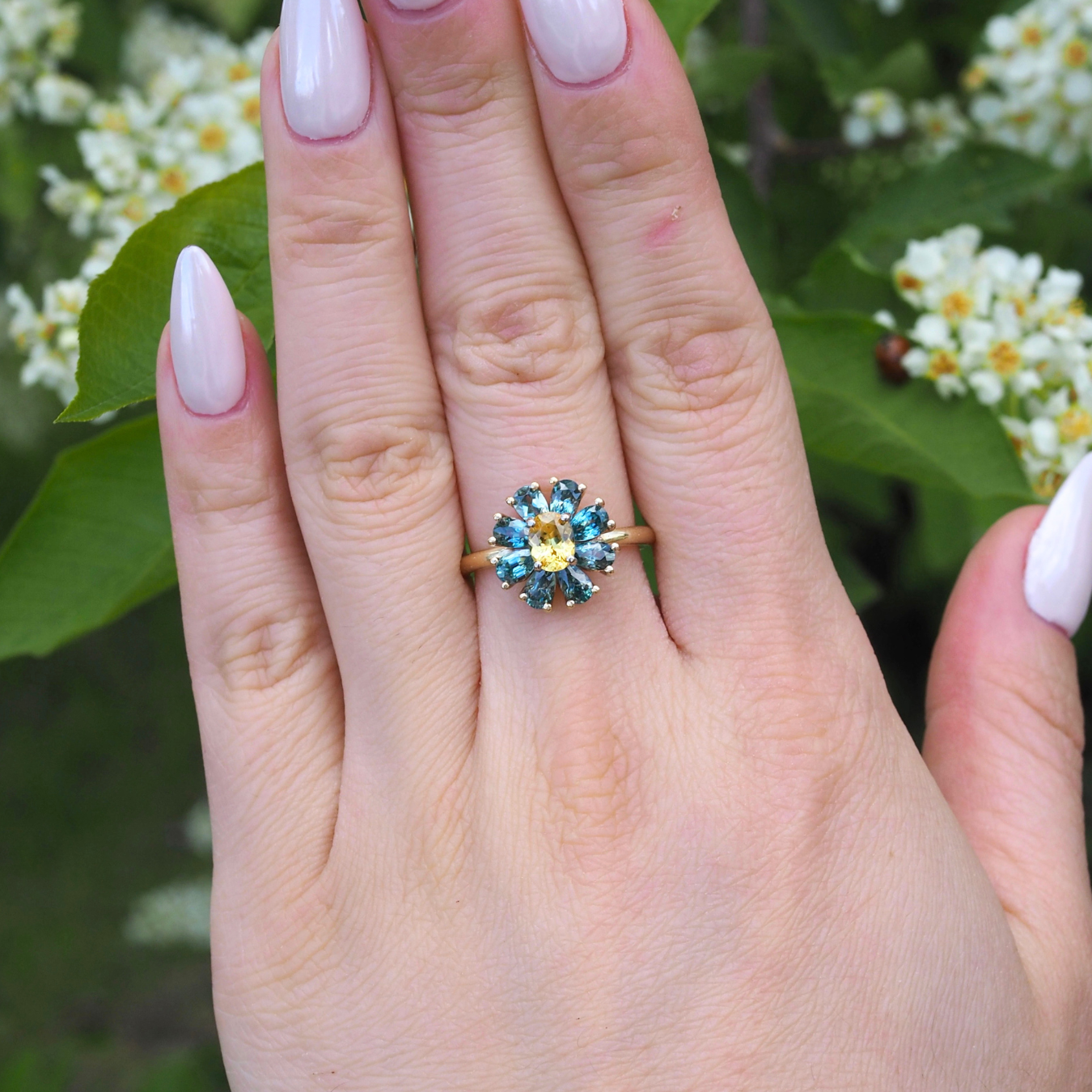 Day's Eye Ring