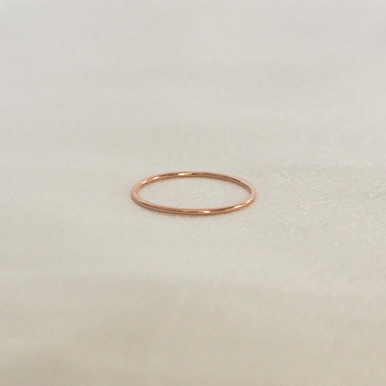 14K 1.0mm Rounded Band