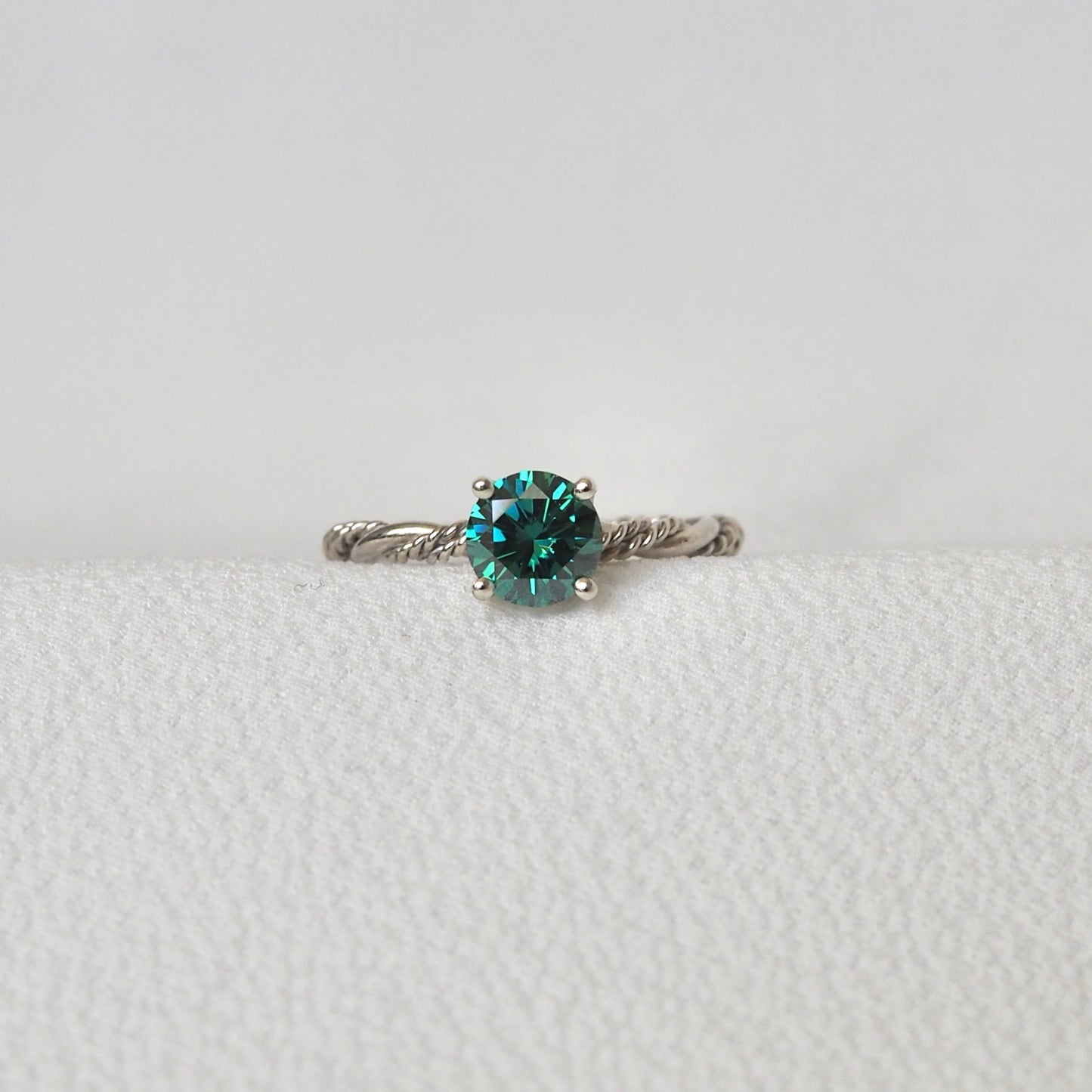 Deep Green Moissanite Unity Ring