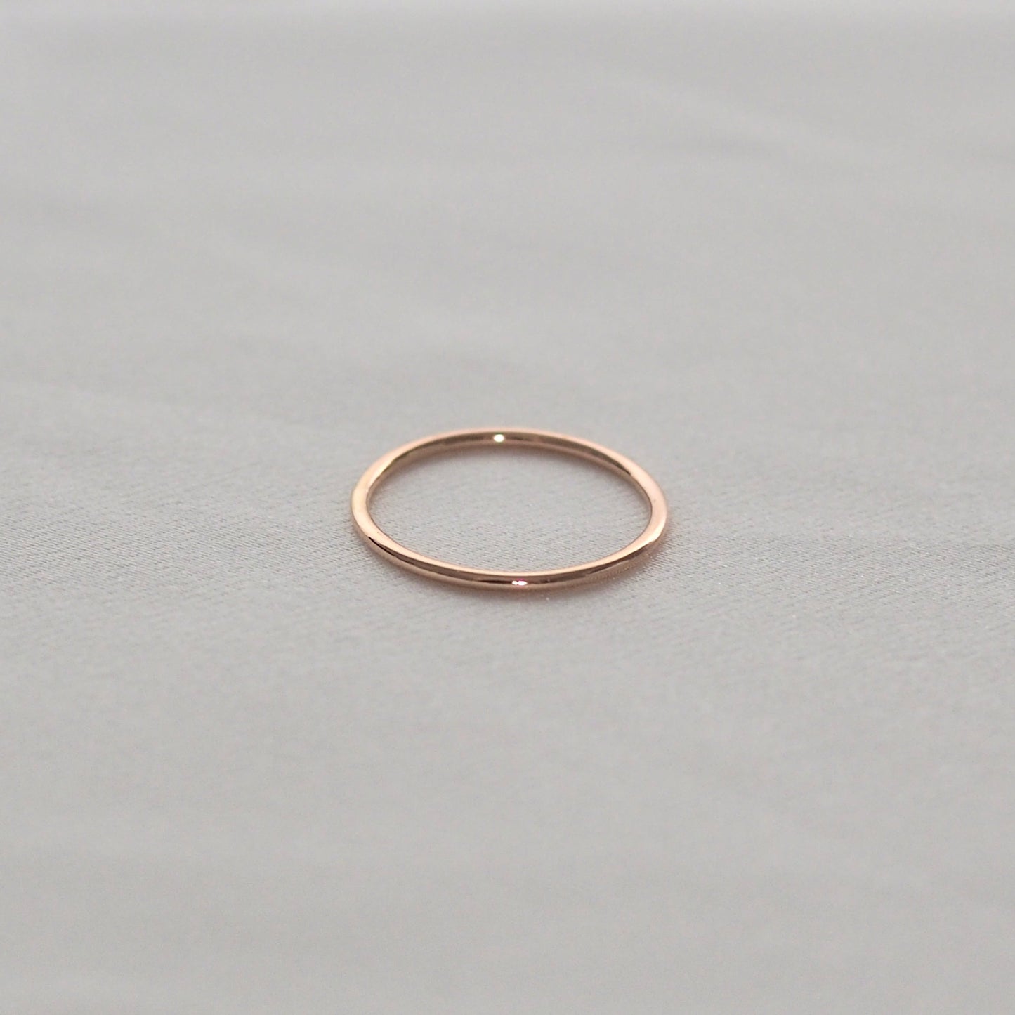 14K 1.3mm Rounded Band