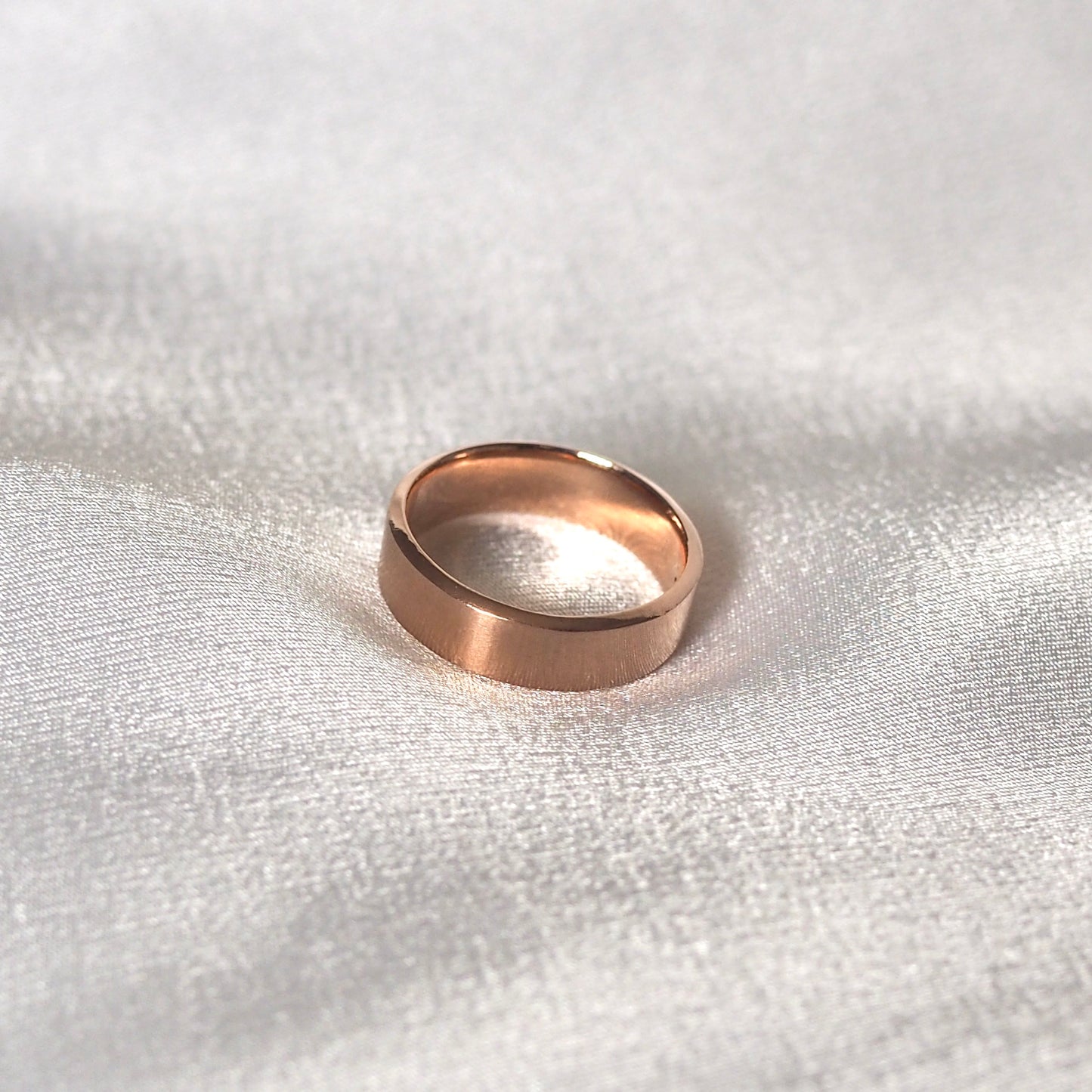 Beveled Edge Ring Band